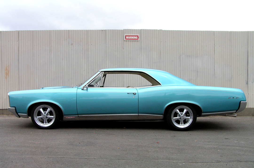 Index of /IMAGES/CARS & TRUCKS PREVIOUSLY SOLD/GM/67 GTO.